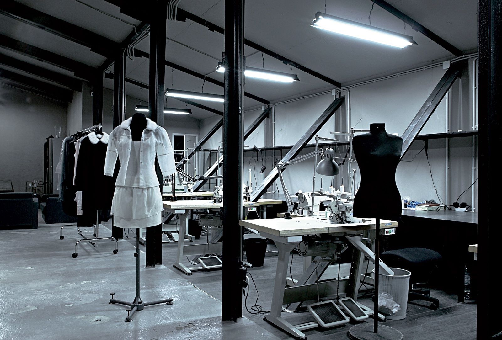Студия по пошиву одежды